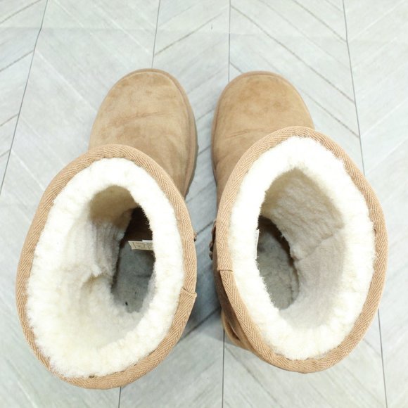 UGG Classic Short II Chestnut Suede Shearling Lined Winter Boots Size 8 - Picture 6 of 9